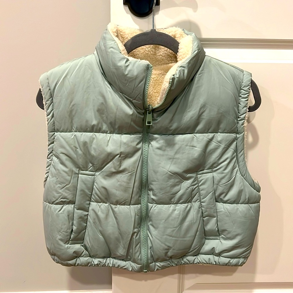 Cropped Vest